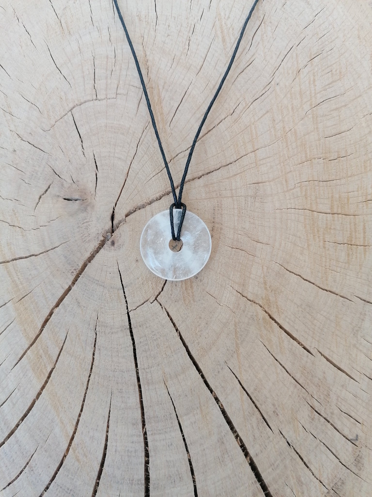 Cristal de Roche - Pendentif Donut - Différentes Tailles (-50 % Remise déjà effectuée )